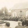 1938 - algemene studentendag Essen - toeschouwers toneel.jpg